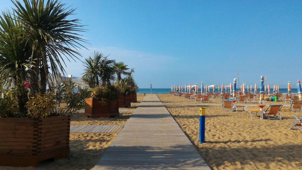 Appartamenti Betania Bibione Exterior foto